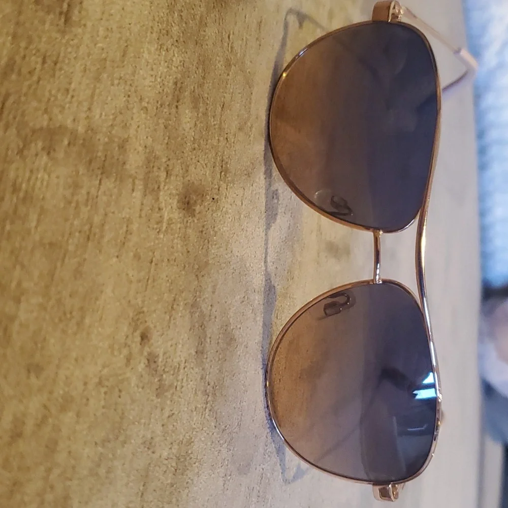 Jessica Simpson J108 aviator sunglasses rose gold metal frame - Picture 2 of 4